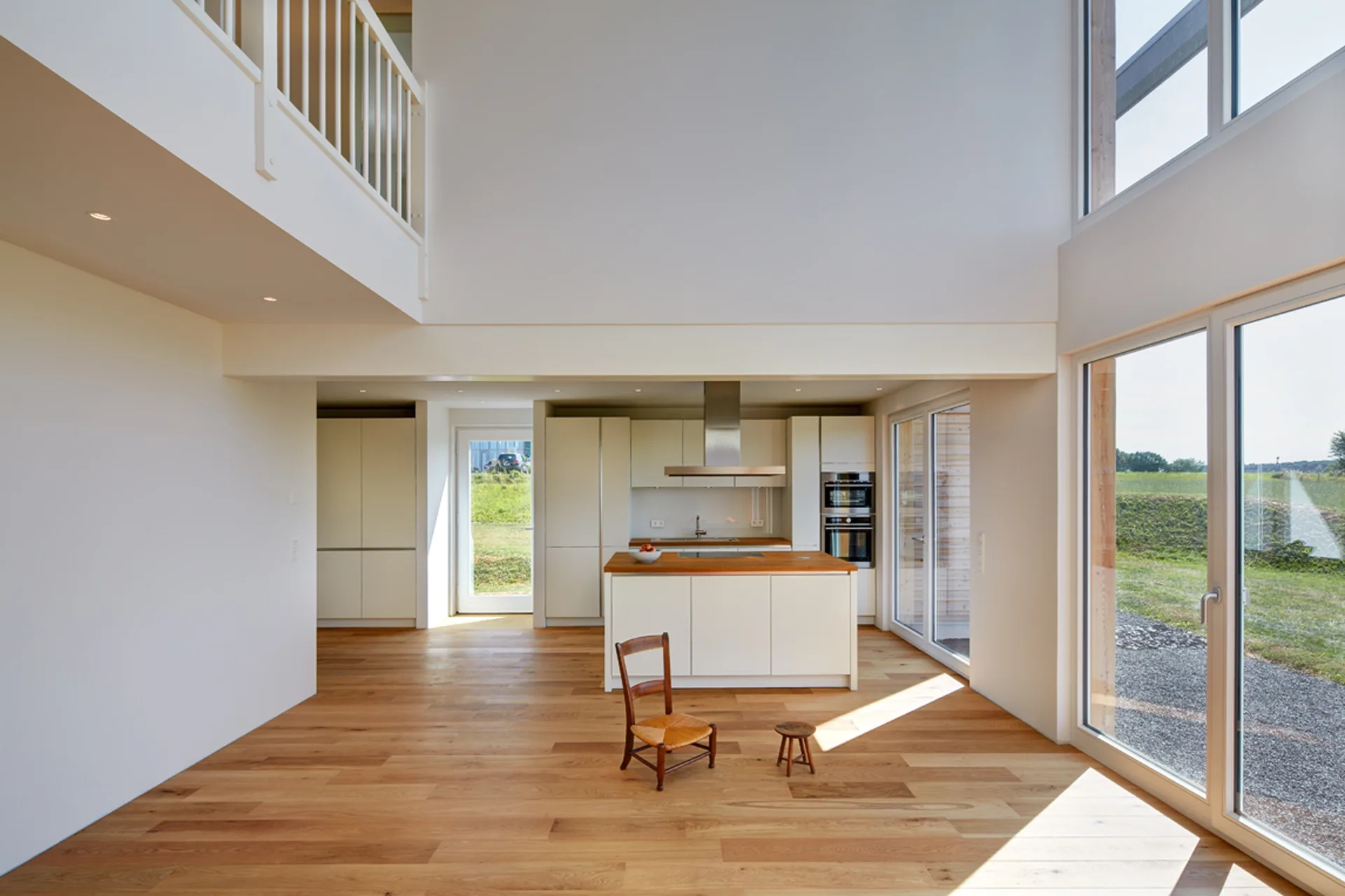 Gewerbebau mit Betriebswohnung von Meisterstueck Haus Kueche Ansicht 1