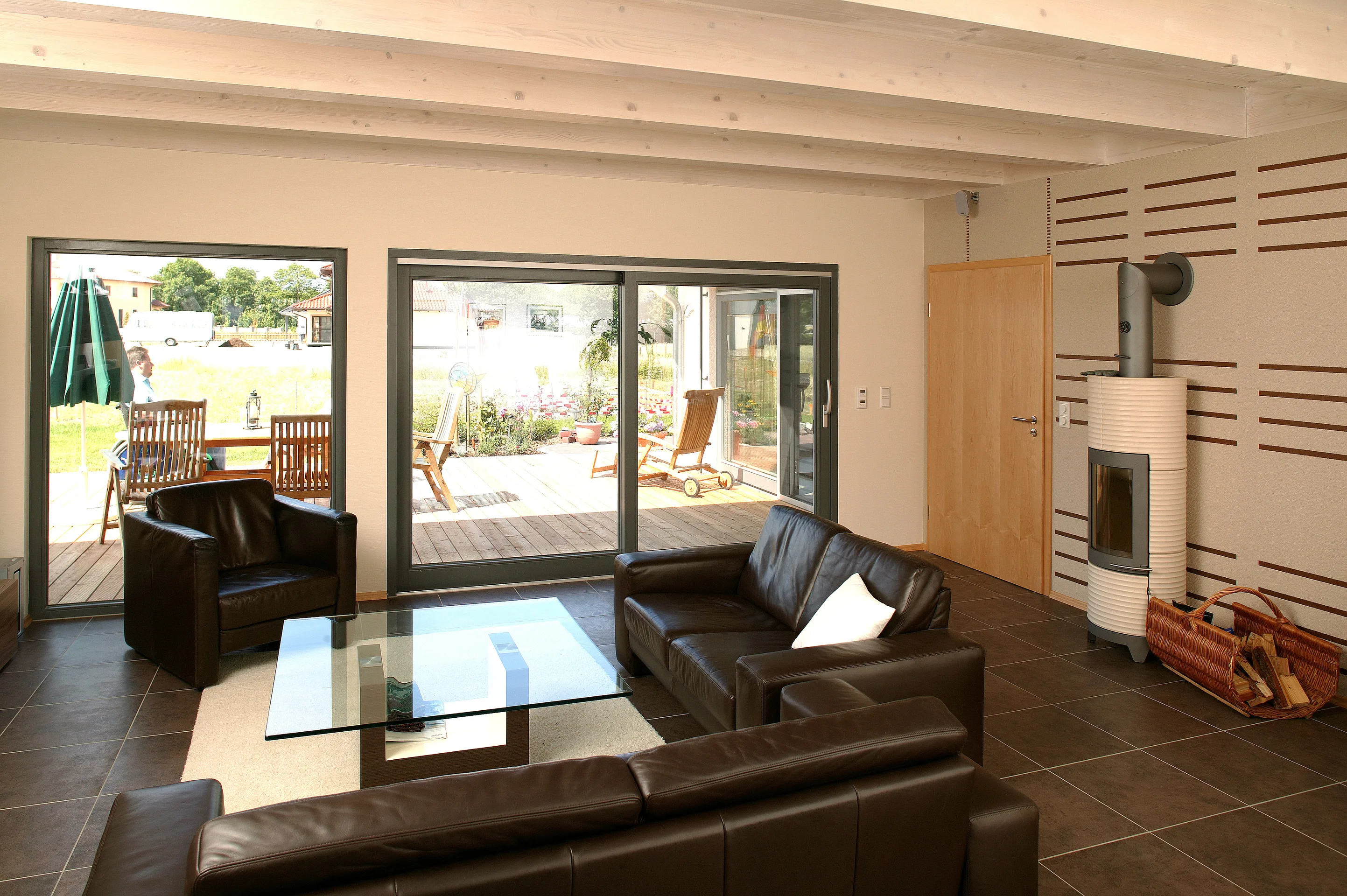 Barrierefreies Generationshaus von Meisterstueck Haus Terrassenansicht