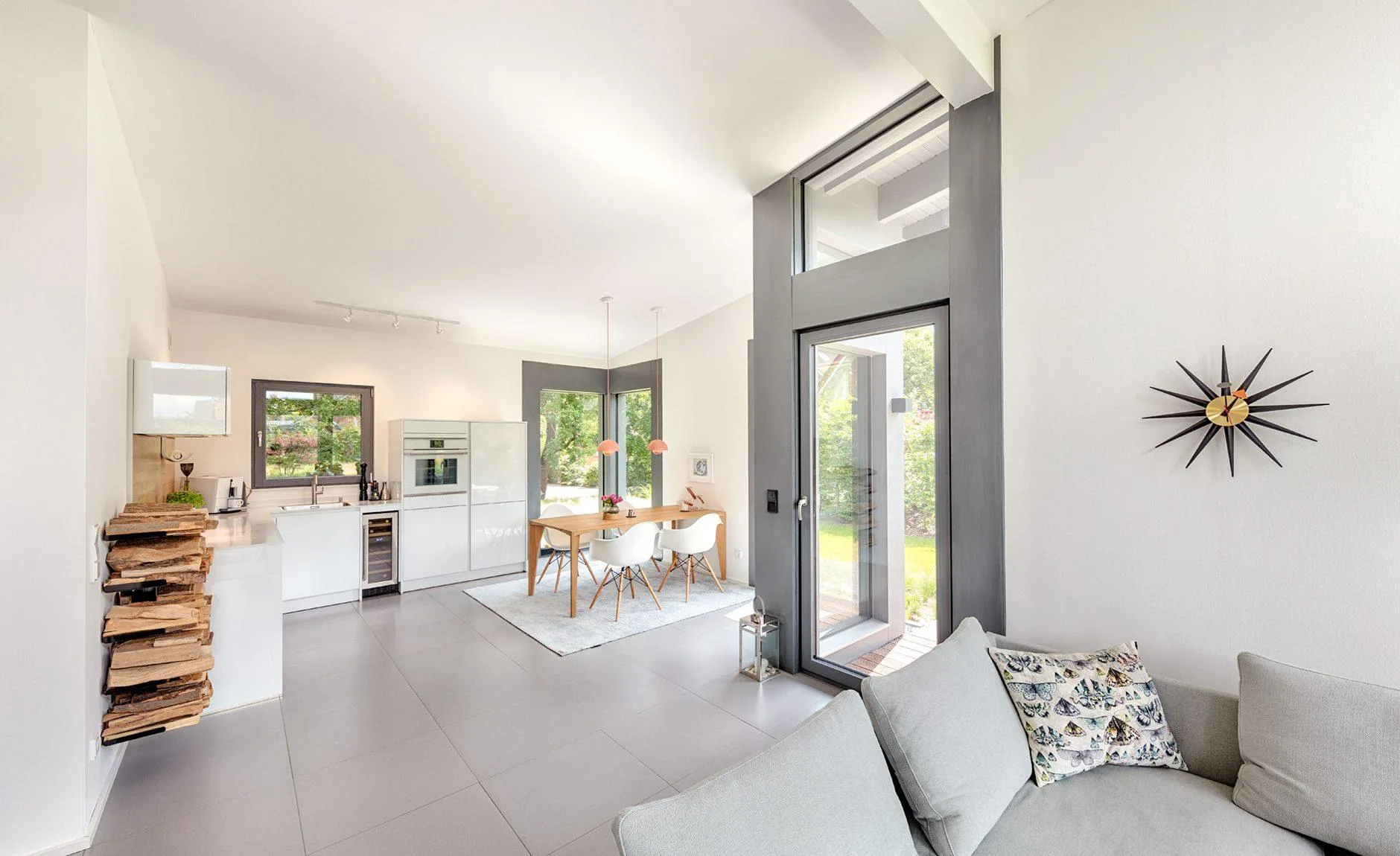 Bungalow MIDSOMMER mit Pultdach von Meisterstueck Haus Lebensbereich