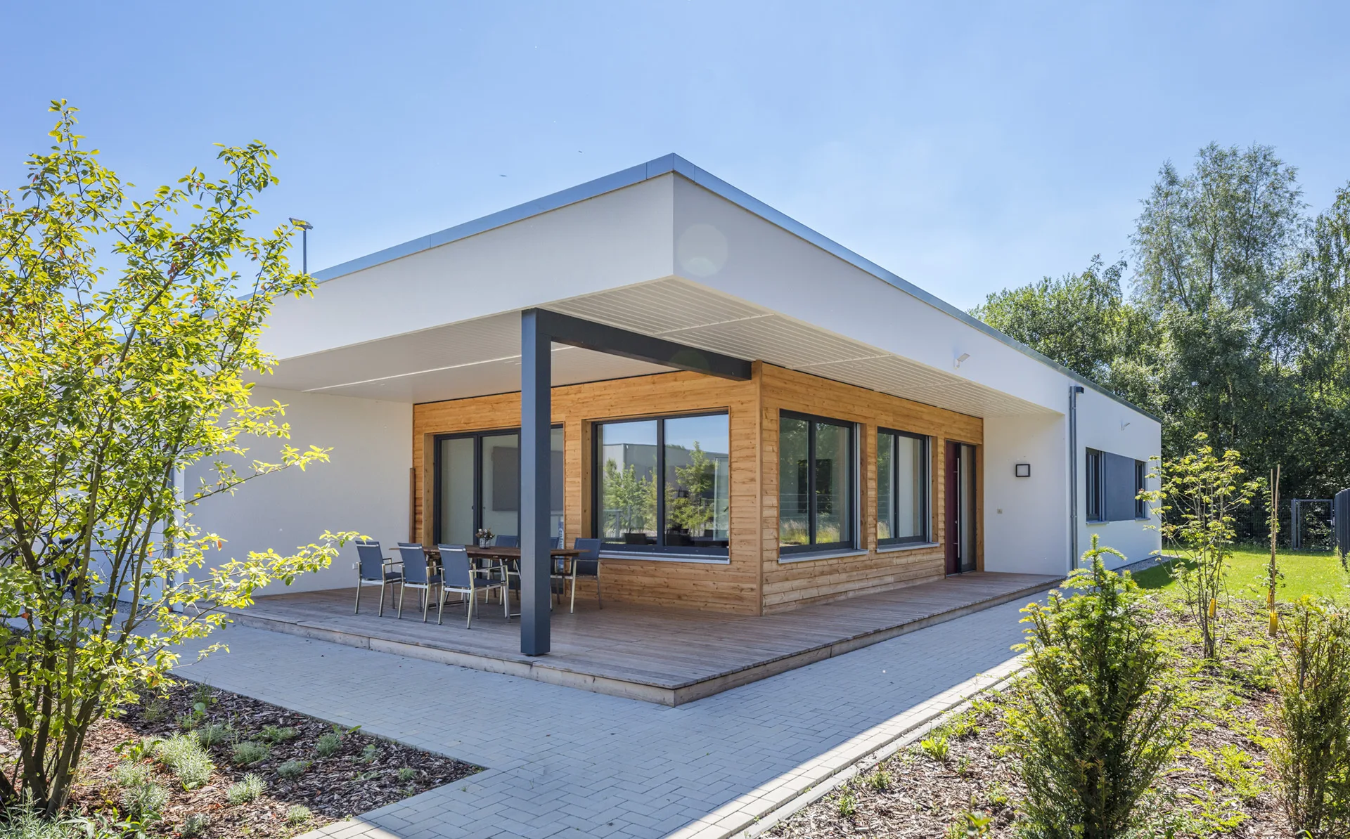 Buerogebaeude in Senden von Meisterstueck Haus Terrassenansicht 1