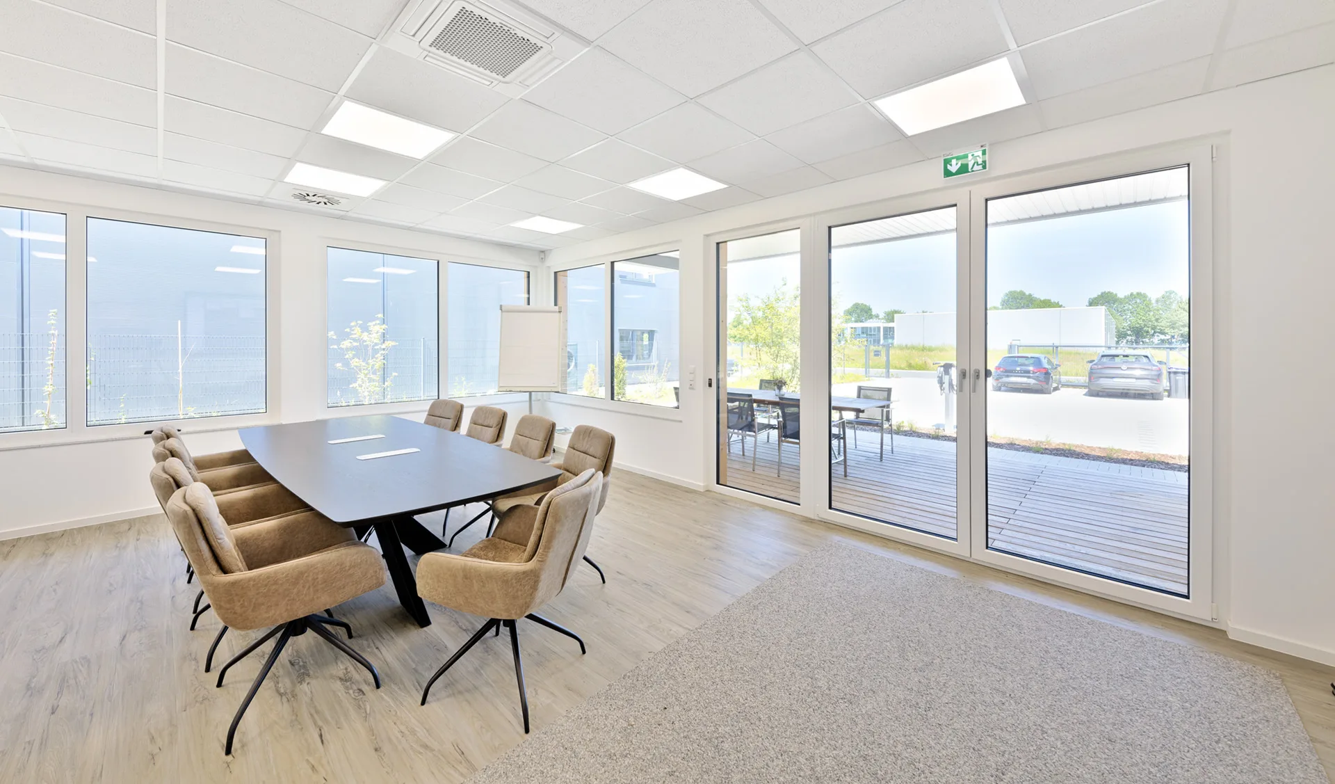 Buerogebaeude in Senden von Meisterstueck Haus Blick aus der Kueche