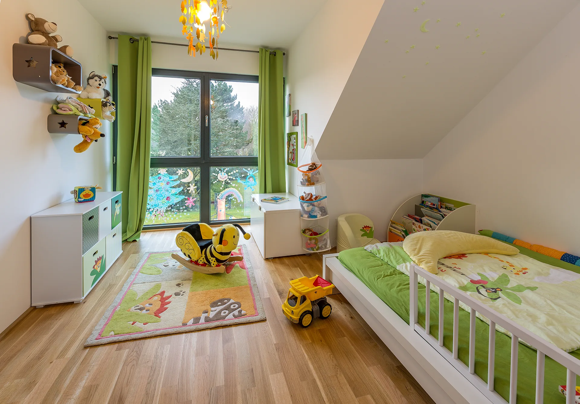 Doppelhaus mit Keller von Meisterstueck Haus Kinderzimmer