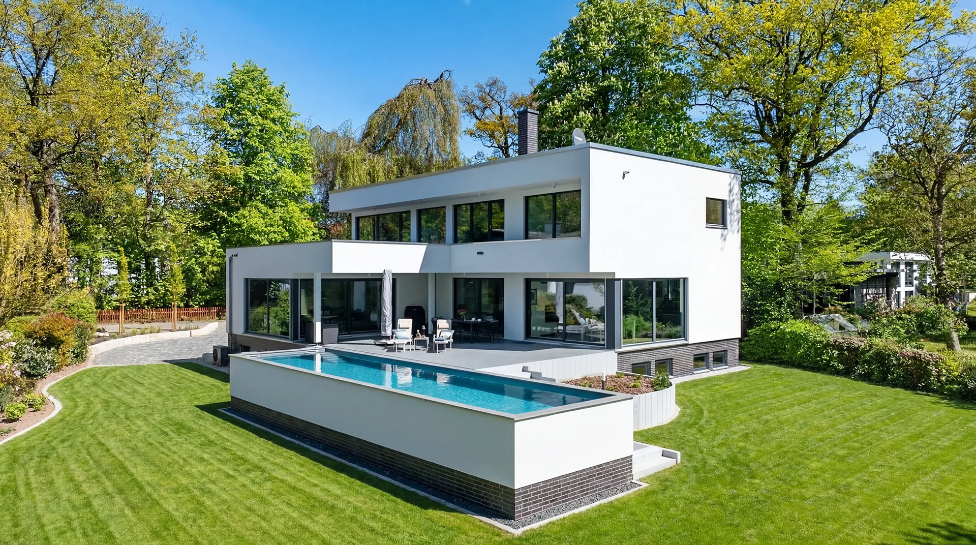 Exklusive Bauhaus-Villa auf Bestandskeller (EH 40) von Meisterstück-HAUS