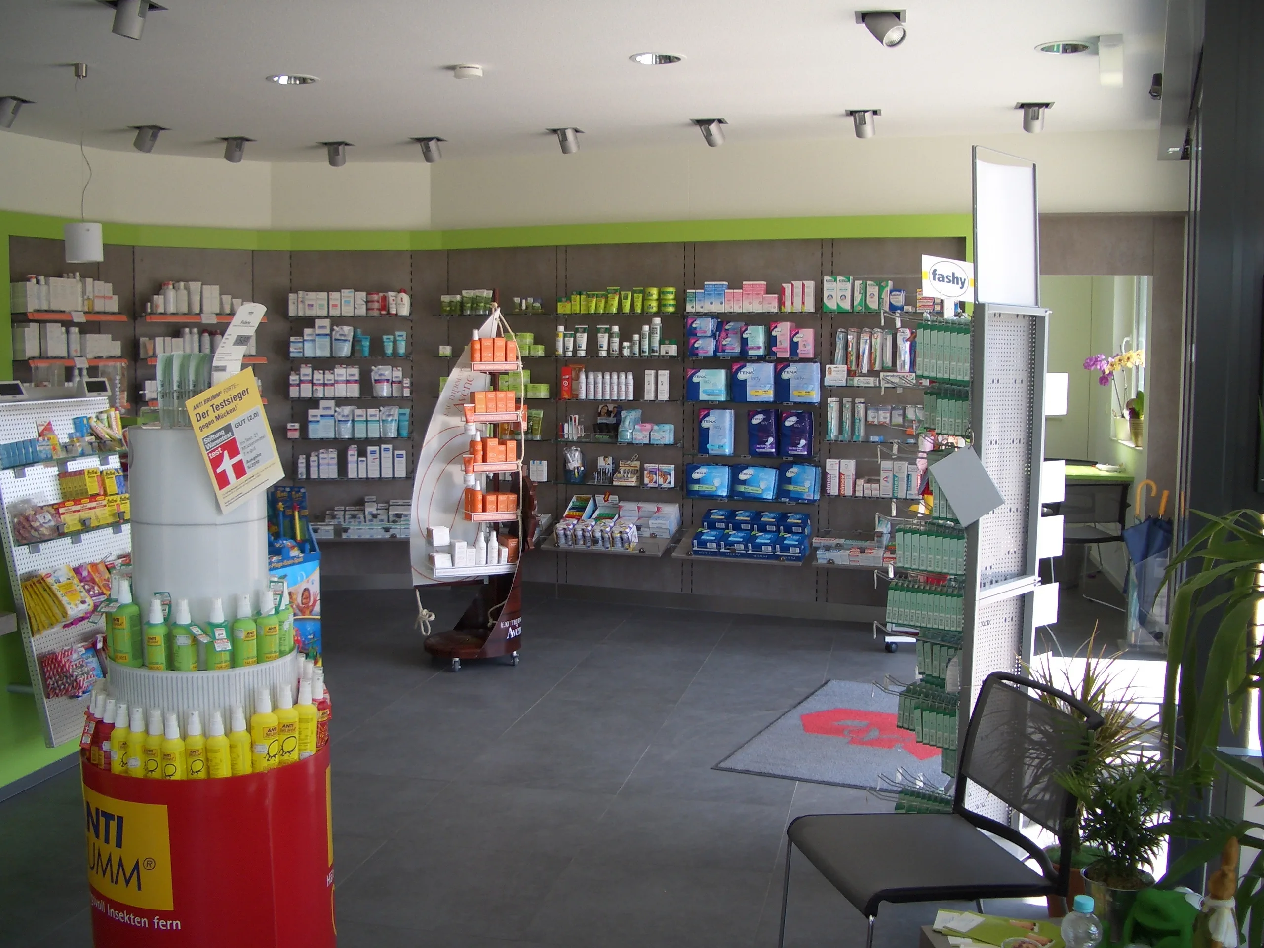 Aerztehaus und Apotheke von Meisterstueck Haus Apotheke innen 2