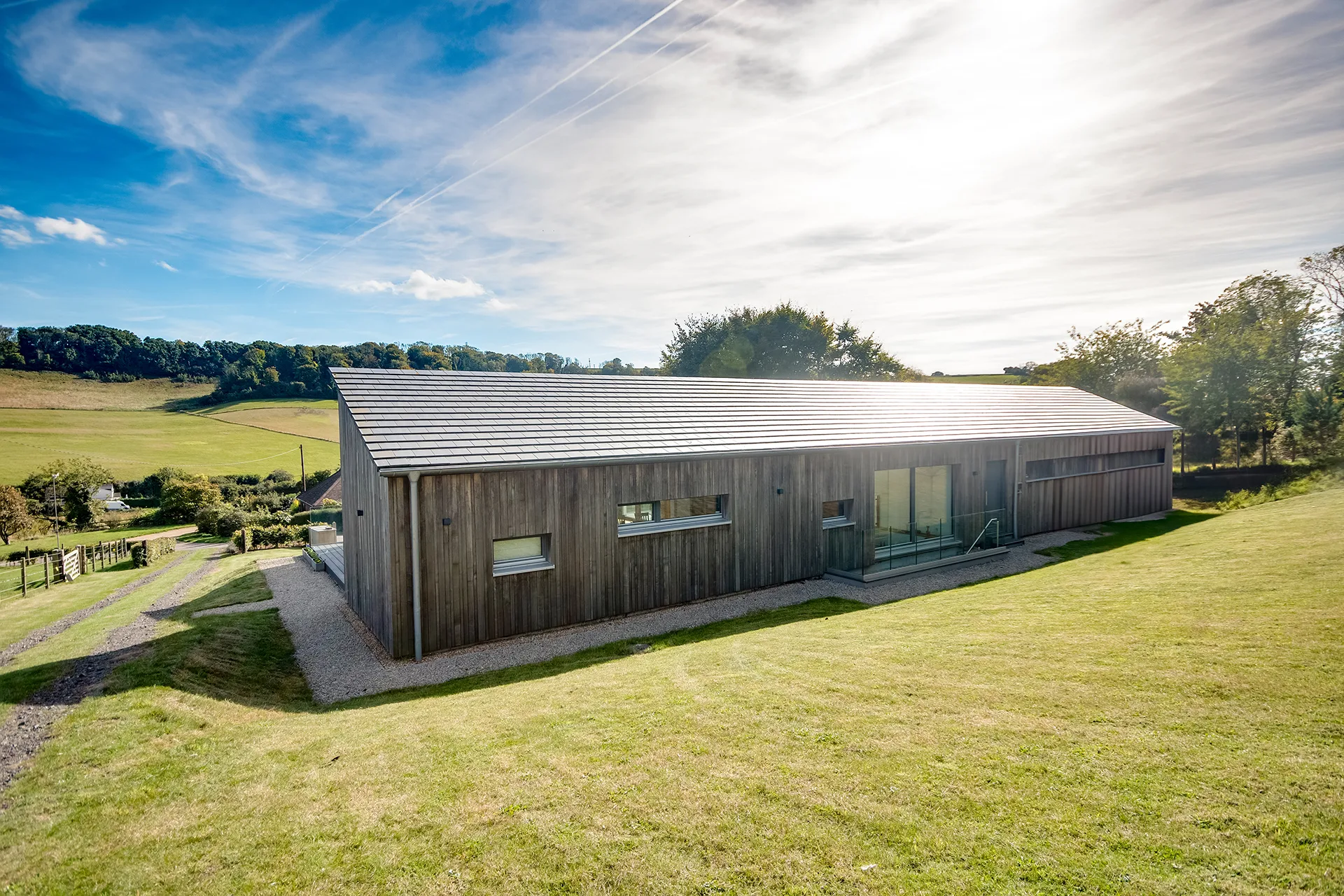 Hang-Bungalow in Dover von Meisterstueck Haus seitliche Rueckansicht