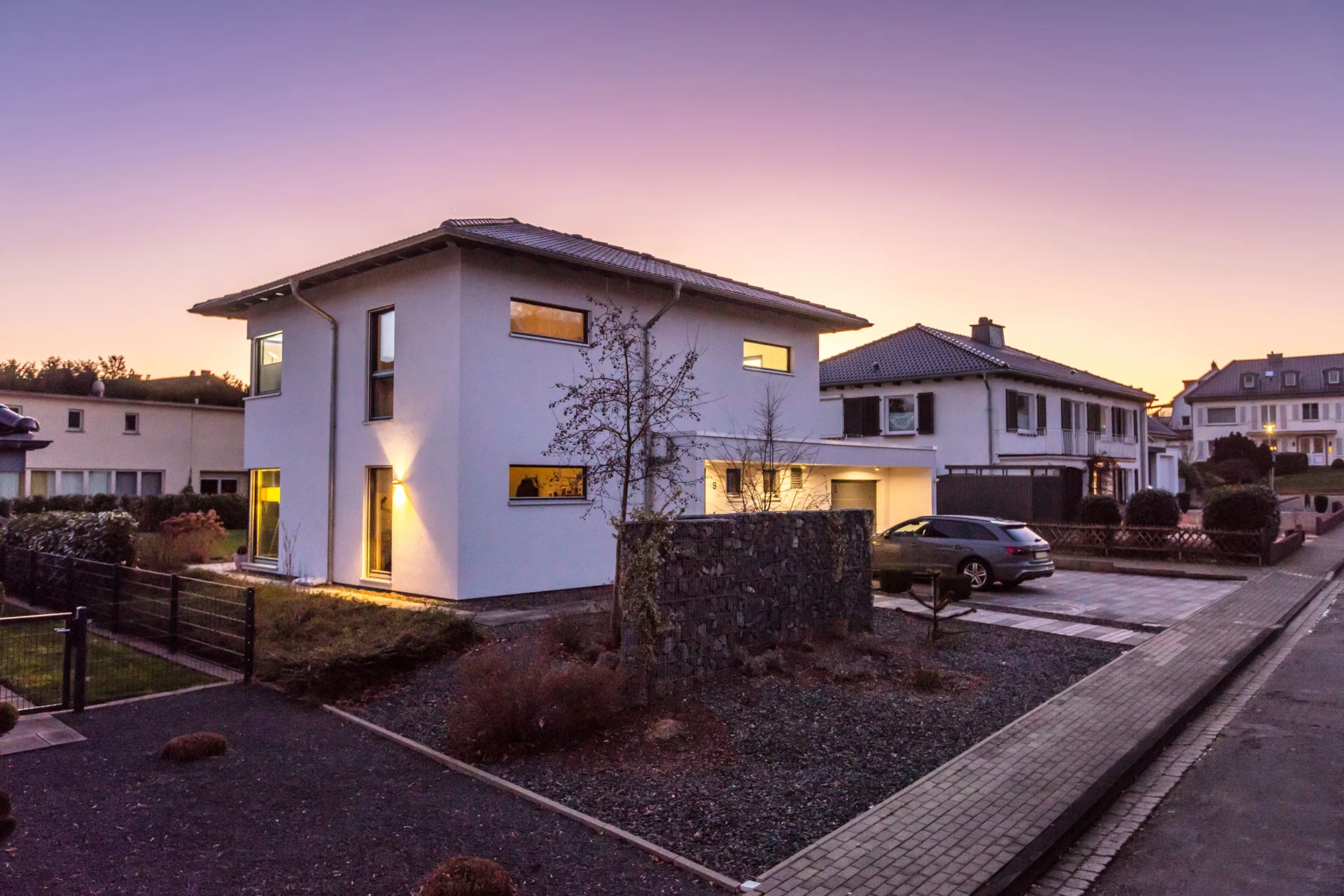 LINEAR Stadtvilla mit Garage