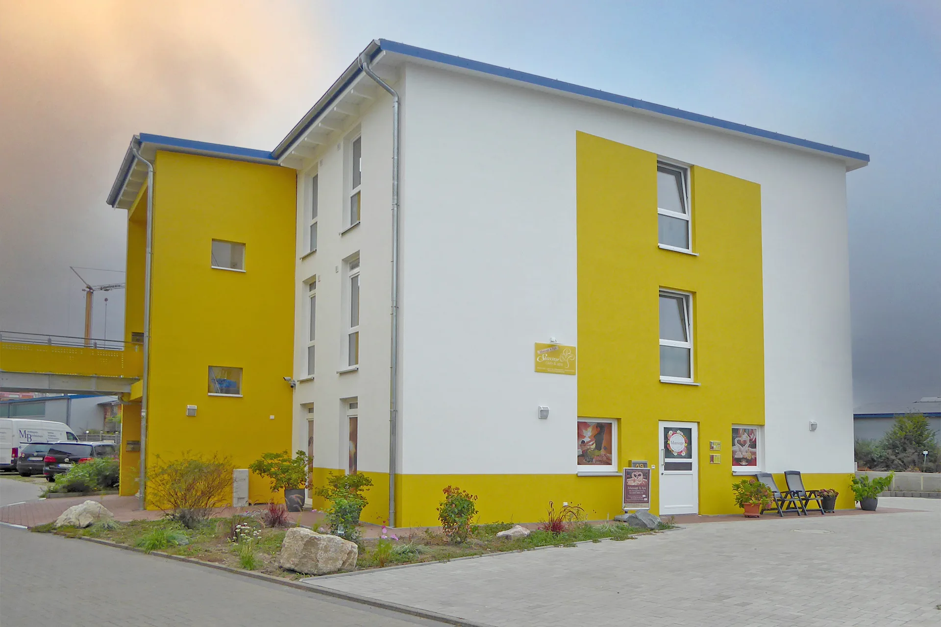 Motel bei Frankfurt von Meisterstueck Haus Rueckansicht