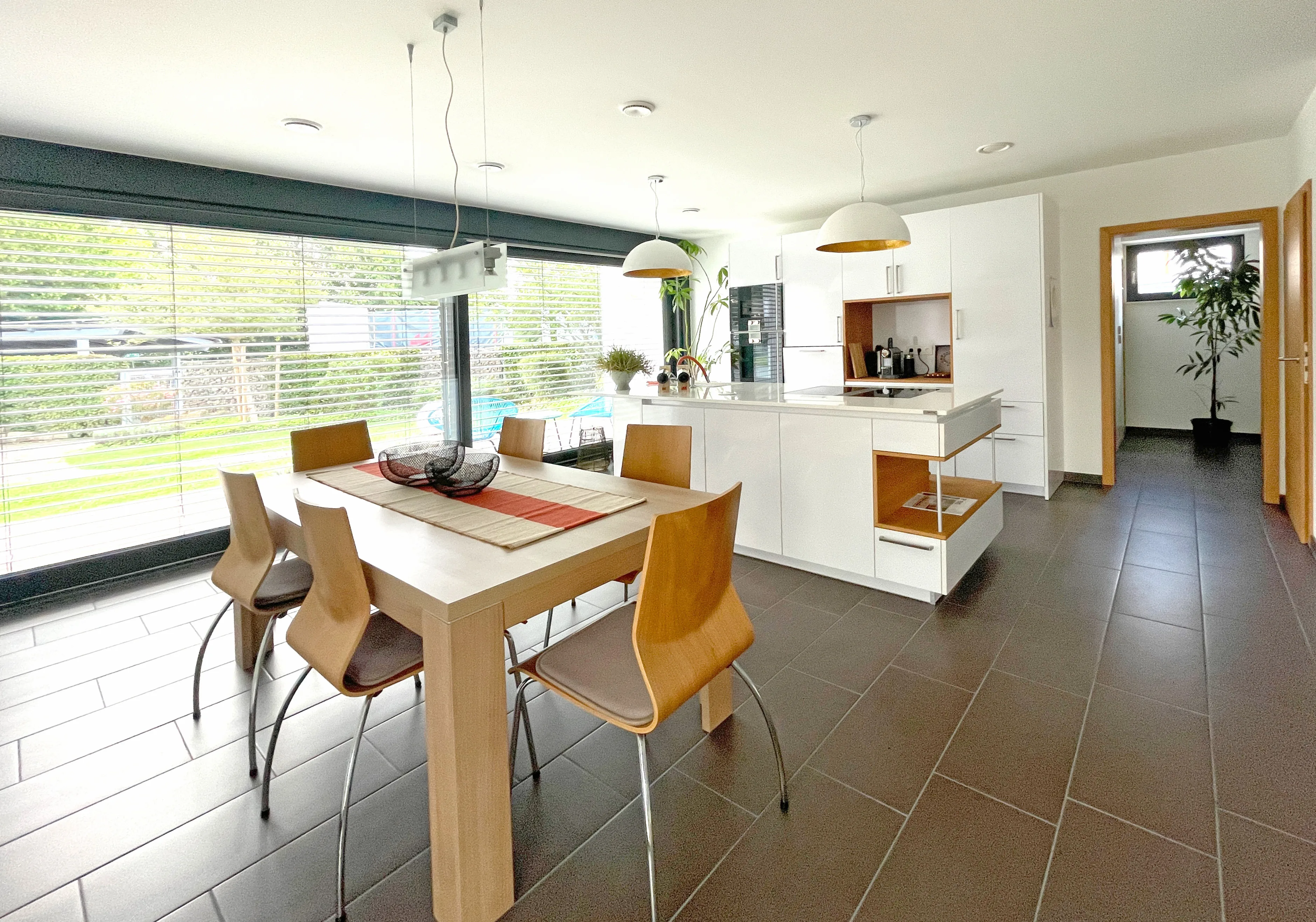 Musterhaus BOX in Hameln von Meisterstueck Haus Essbereich