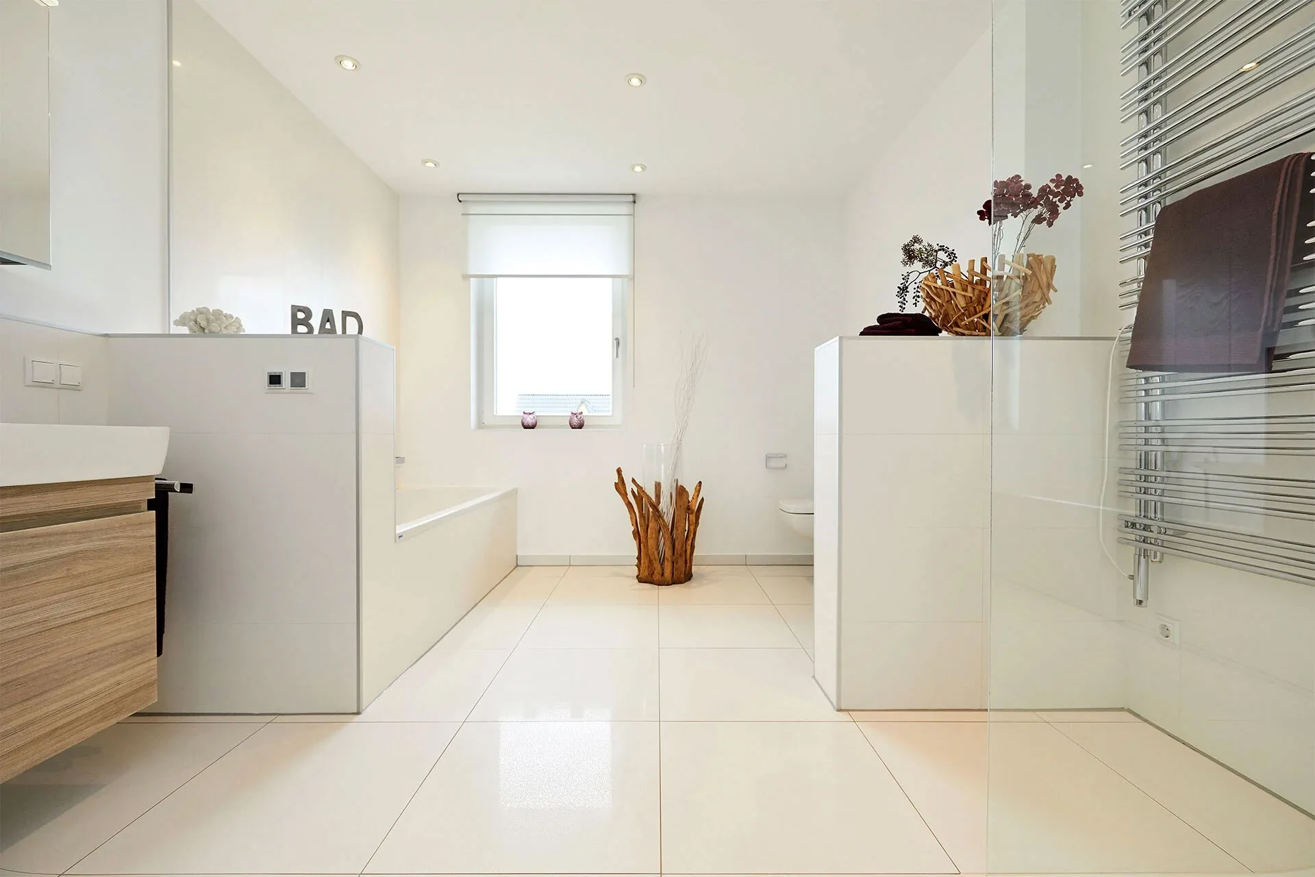 Musterhaus Stadtvilla Werder von Meisterstueck Haus Badezimmer