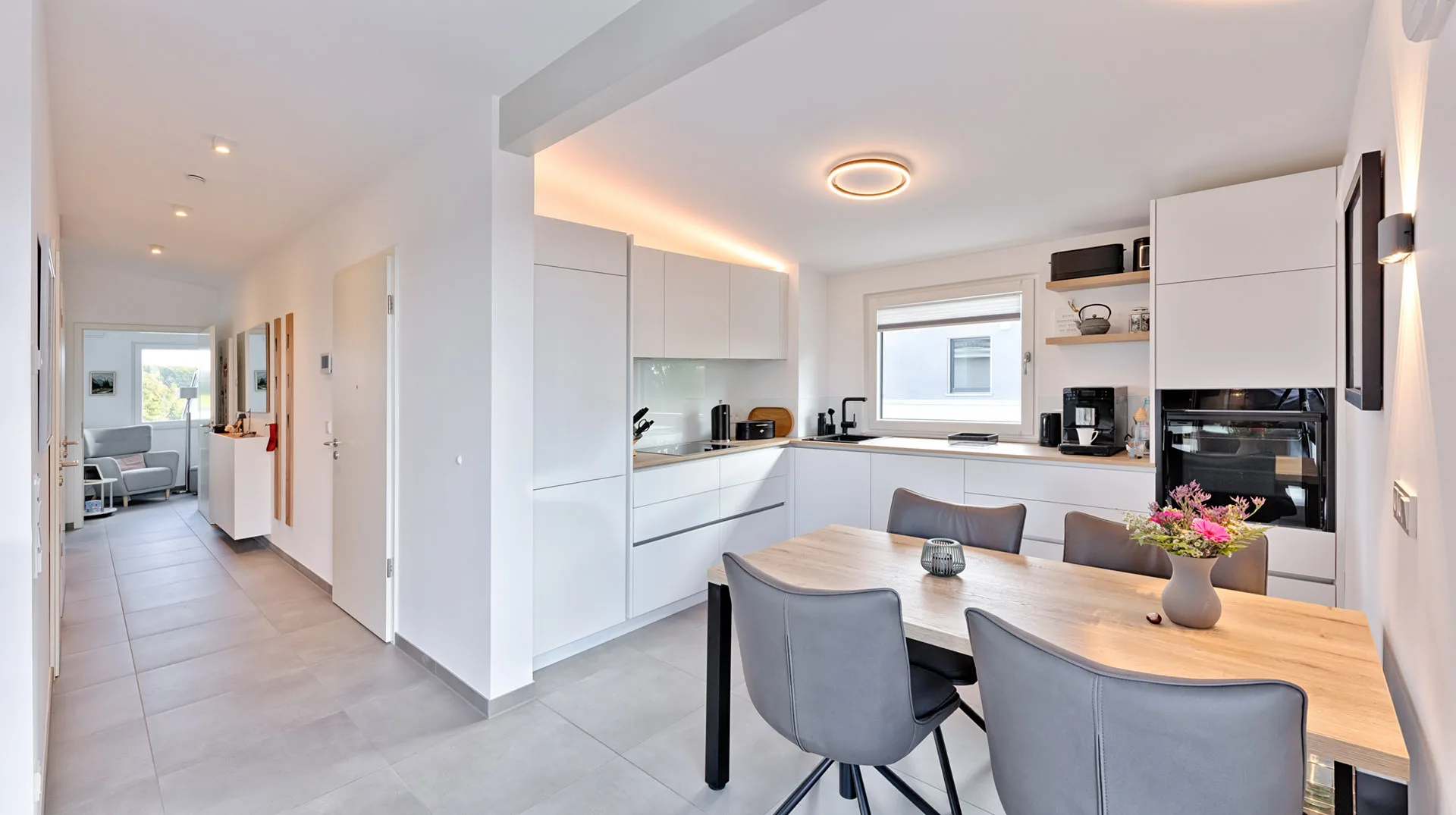 3-Familienhaeuser mit Pultdach Effizienzhaus 40 NH von Meisterstueck Haus Lebensbereich Ansicht 1