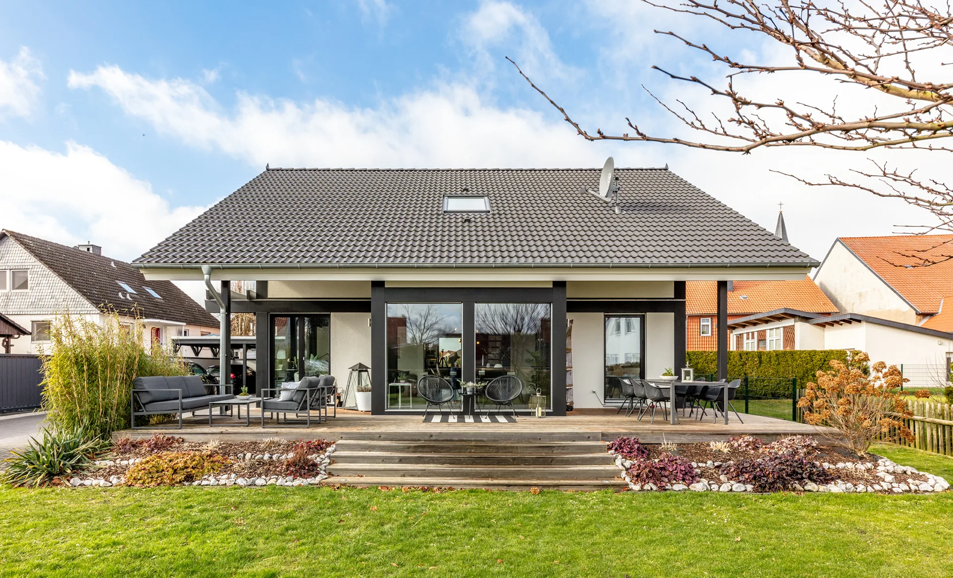 AESTHETIK 20.15.039 von Meisterstueck Haus Gartenansicht 2