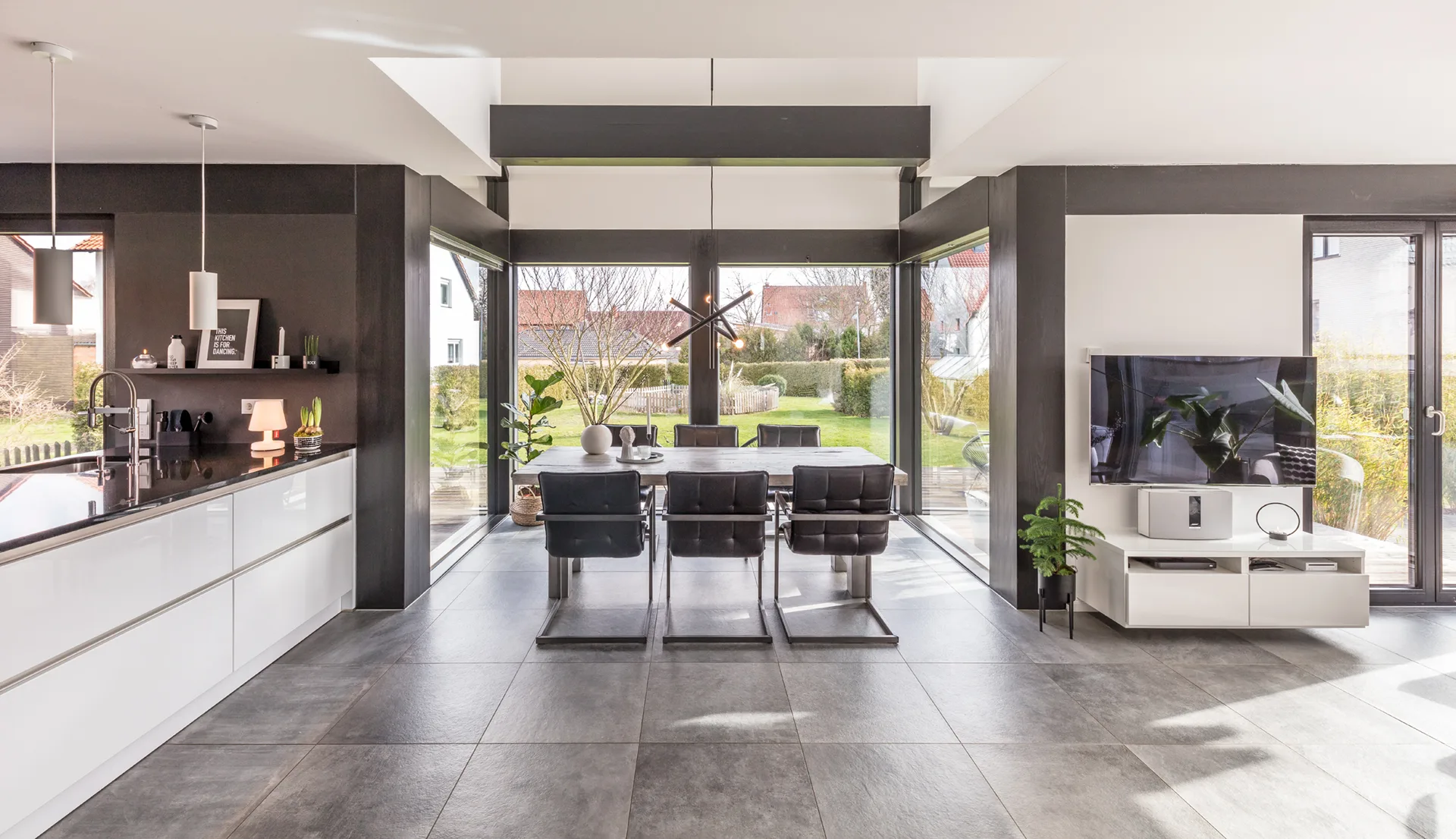 AESTHETIK 20.15.039 von Meisterstueck Haus Essbereich