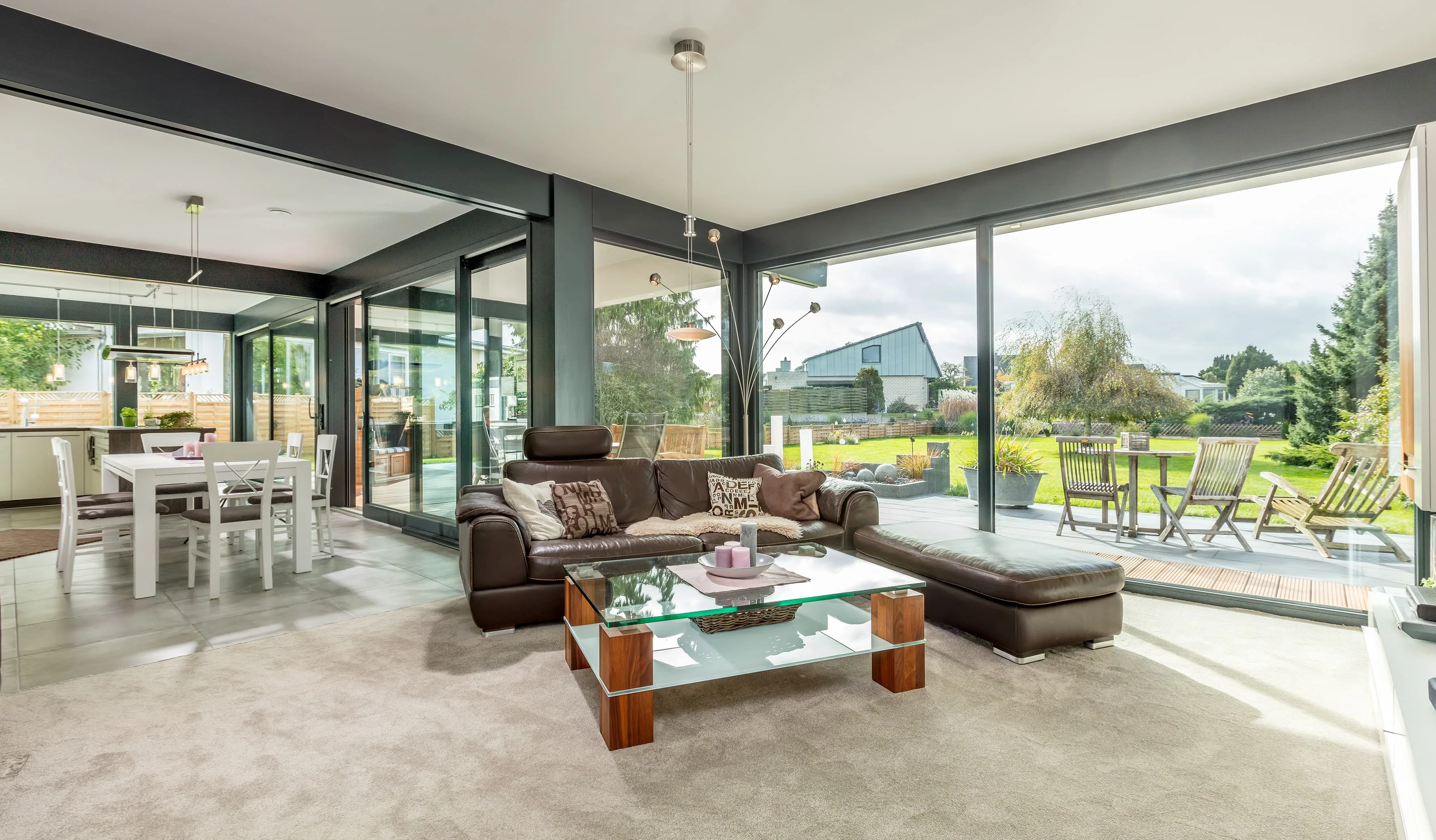 Bungalow Fusion von Meisterstueck Haus Wohnzimmer