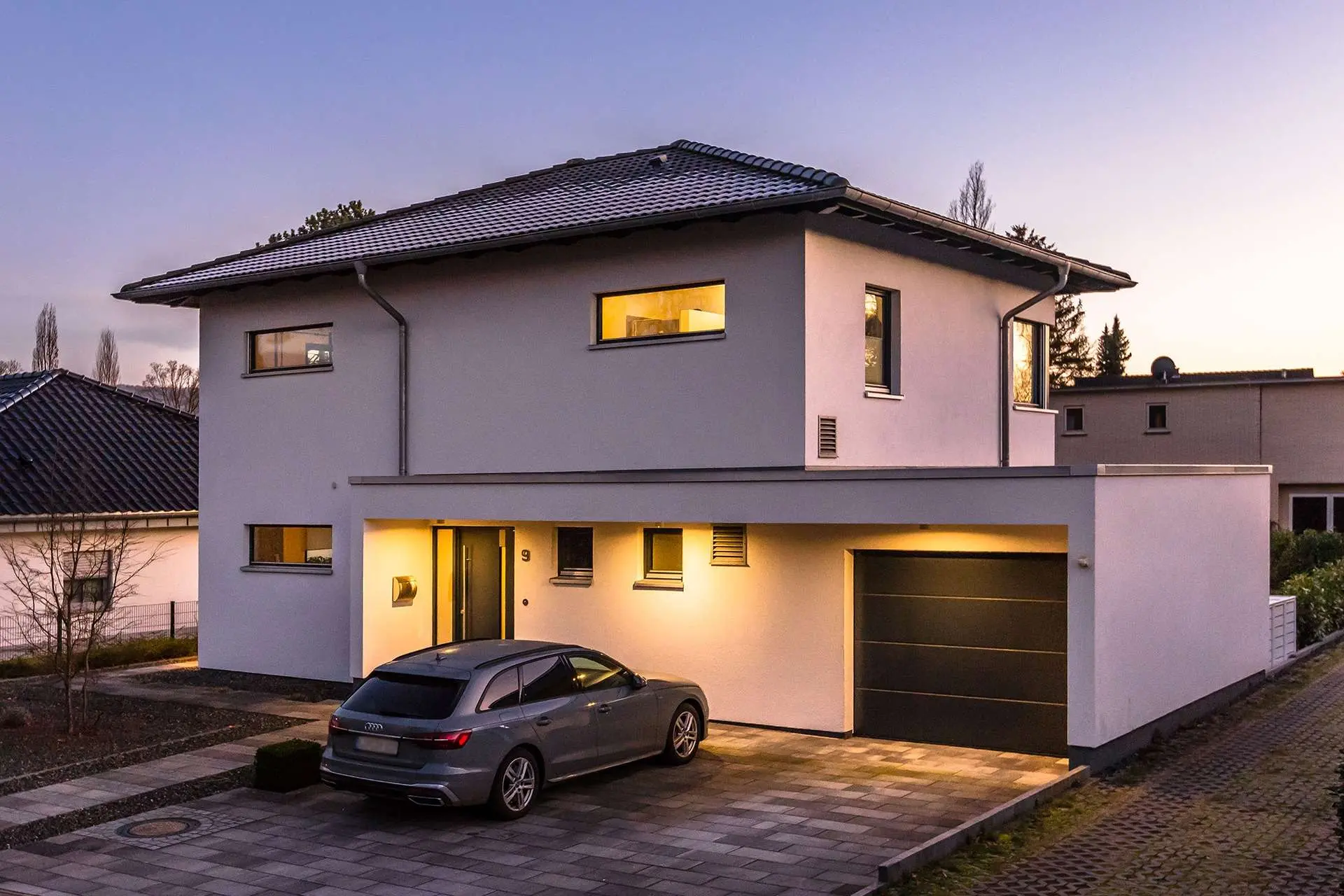 Meisterstück-HAUS - LINEAR Stadtvilla mit Garage