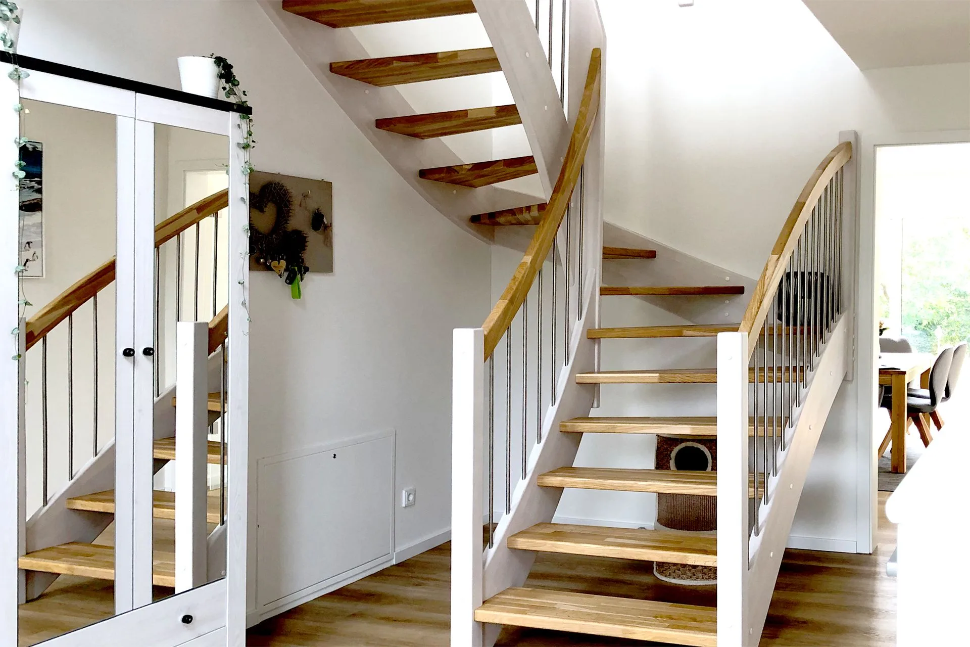 Individuelles EffizienzHaus mit 3. Giebel Treppe