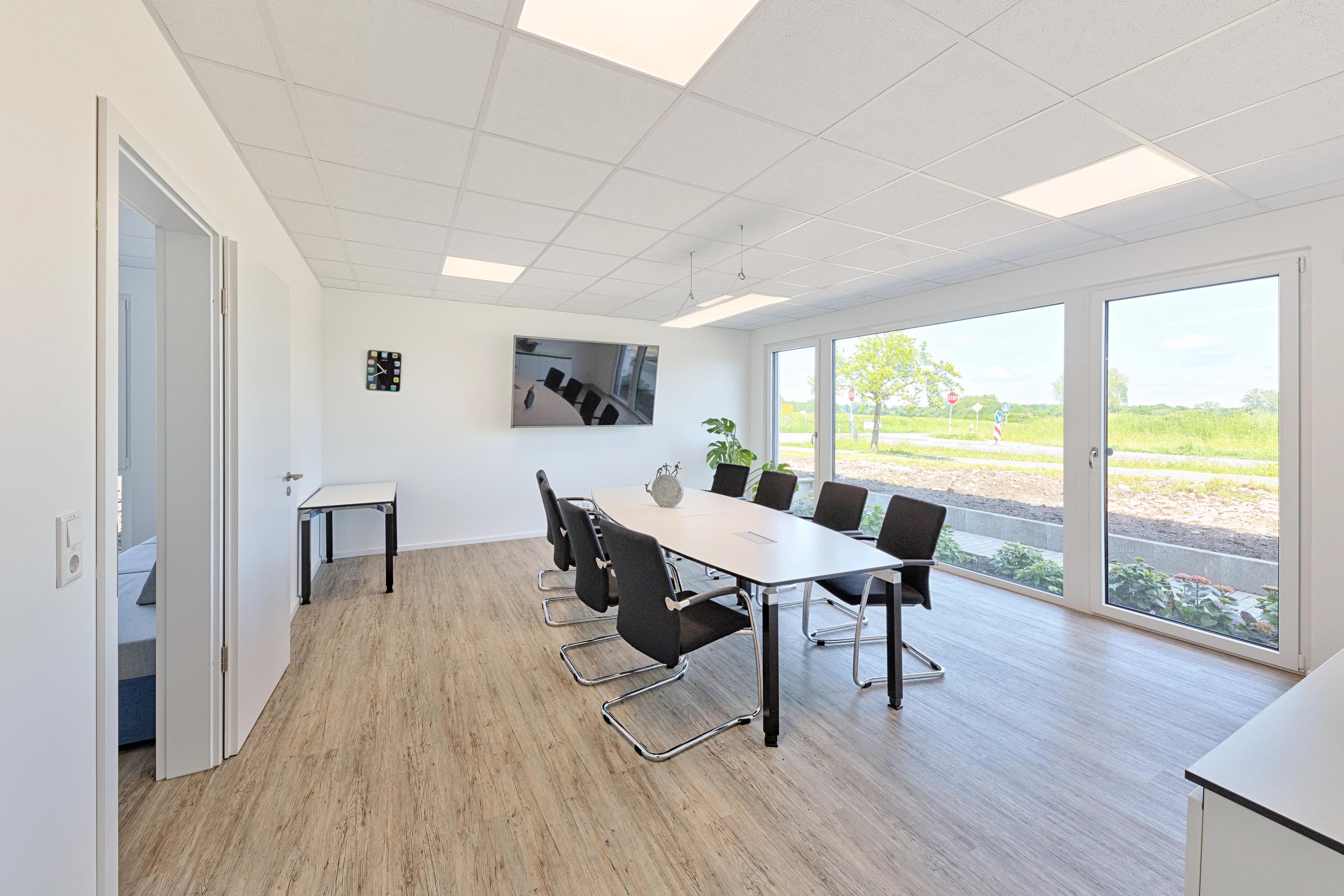 Buerogebaeude in Wettringen von Meisterstueck Haus Besprechungsraum