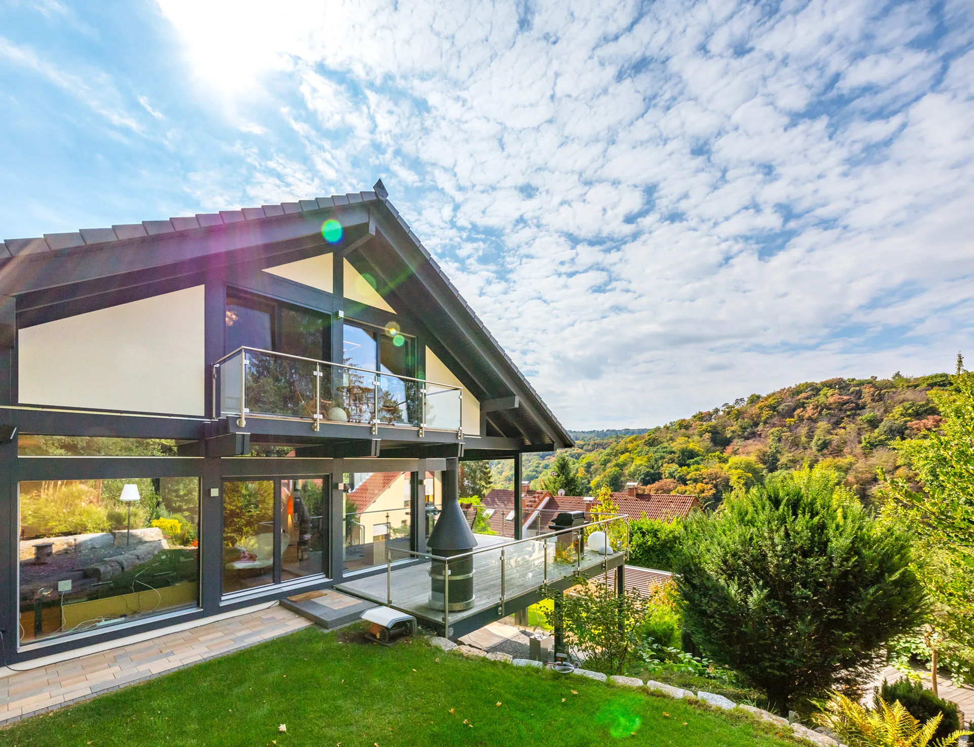 Aesthetik am Hang 24.18.044 von Meisterstueck Haus Seitenansicht